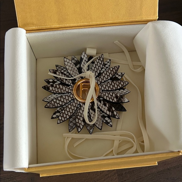 Fendi Python Leather Magnetic Brooch - Picture 3 of 15